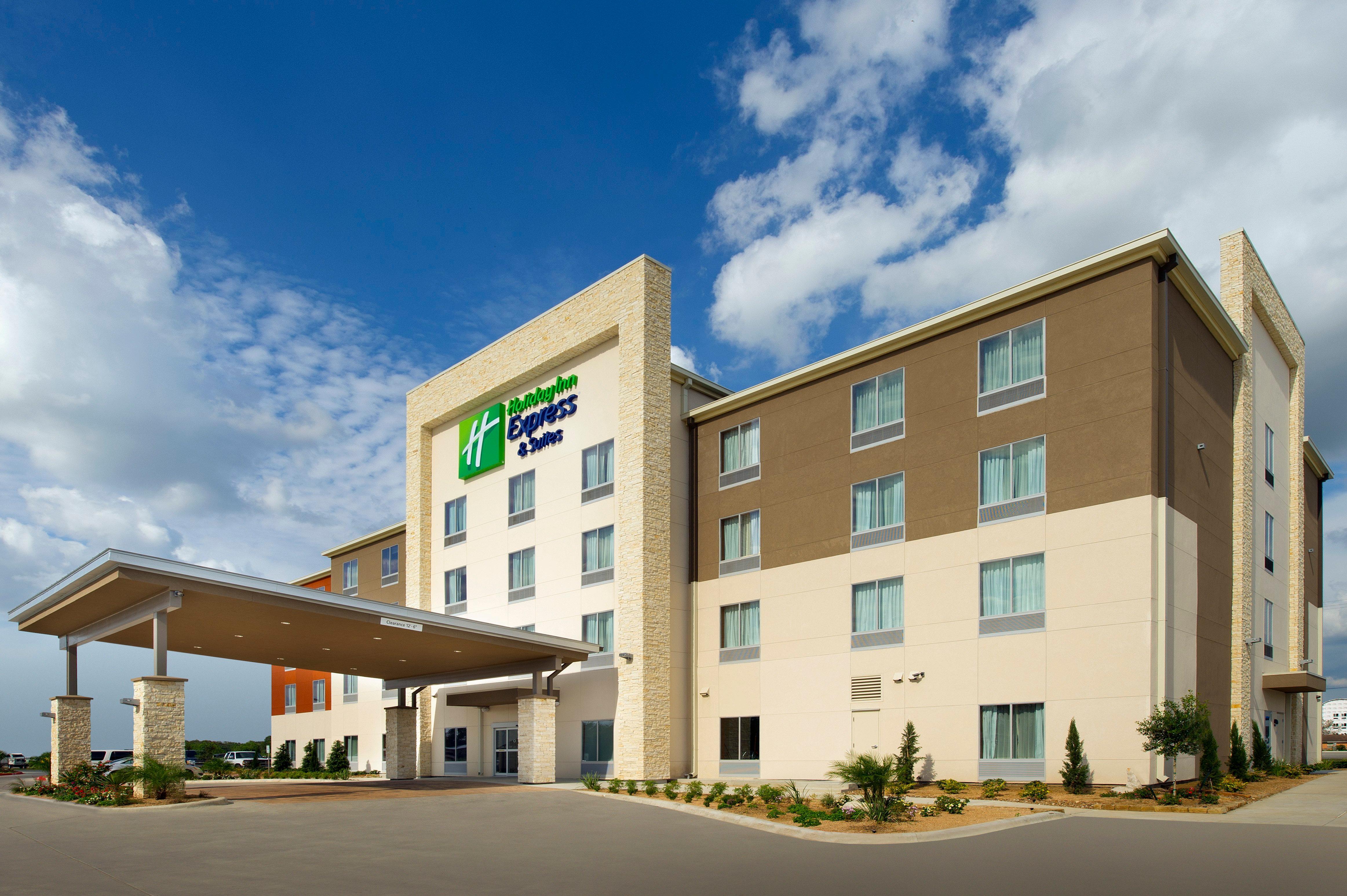 Holiday Inn Express & Suites Bay City By Ihg Luaran gambar